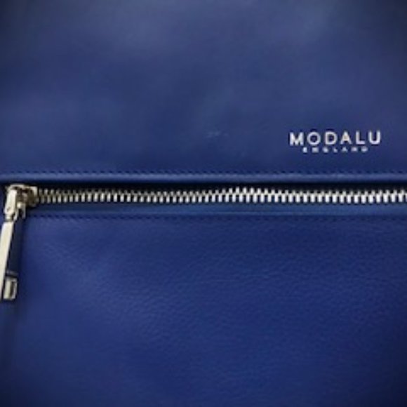 Modalu Pippa Blue Leather Clutch - Picture 3 of 3